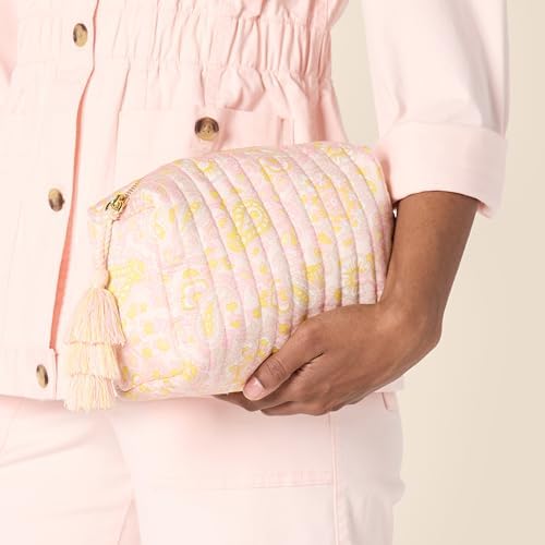Amazon Essentials x Sofia Grainge Women's Quilted Makeup Toiletry Bag - Image 4
