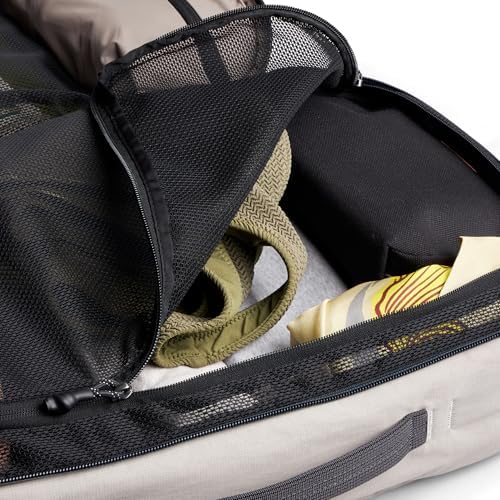 Bellroy Lite Travel Pack 30L (carry-on backpack, travel backpack for international travelers, with laptop pocket, interior packing cells and tuck-away shoulder straps) - Ash - Image 3